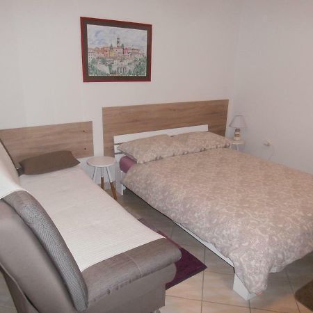 Apartment Gabi Labin  Eksteriør bilde