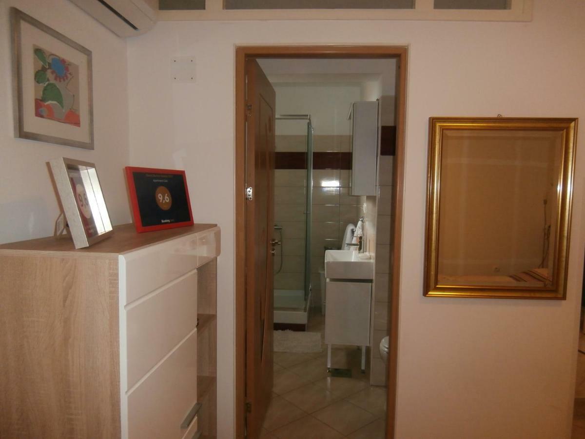 Apartment Gabi Labin  Eksteriør bilde