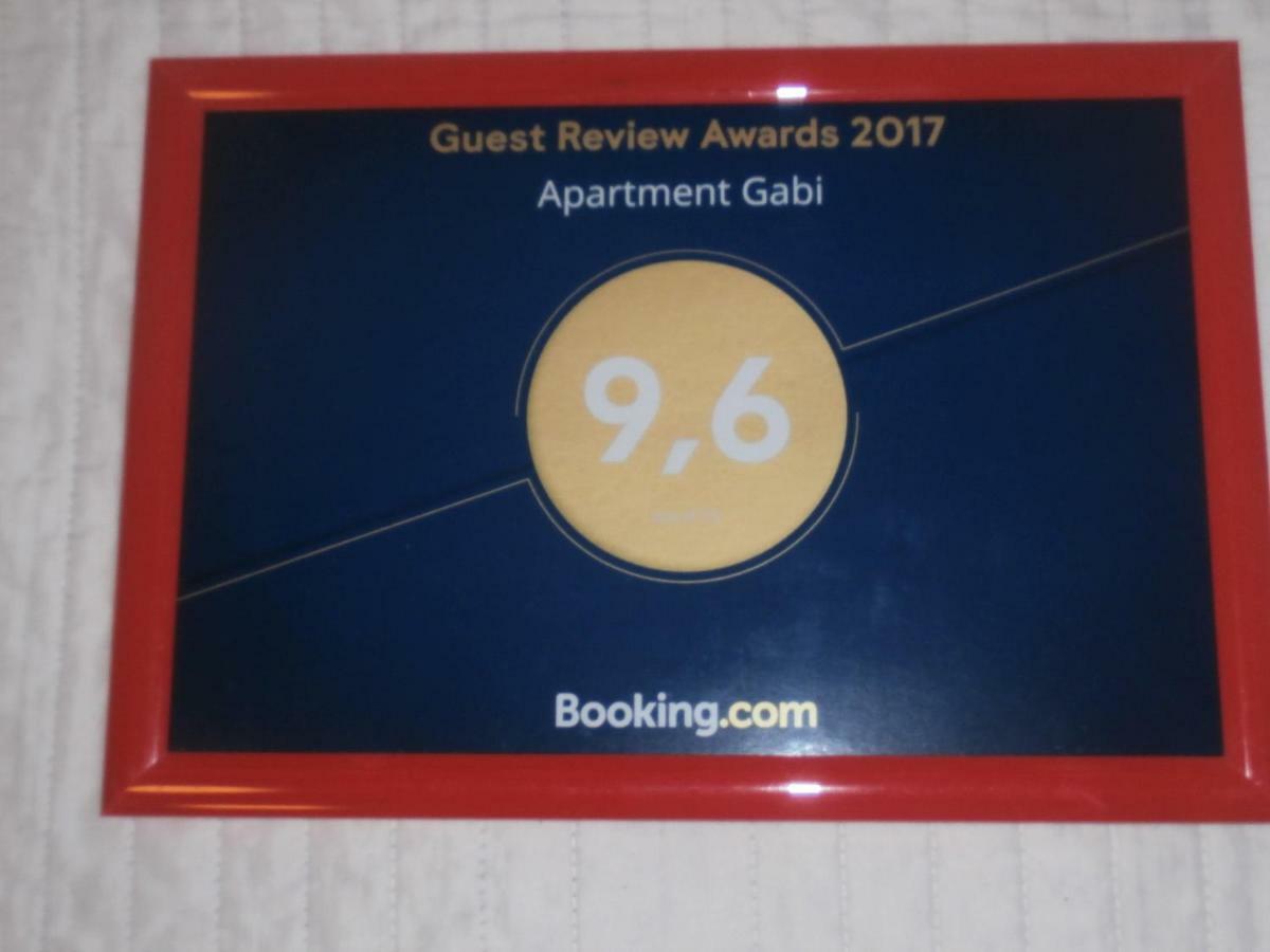 Apartment Gabi Labin  Eksteriør bilde